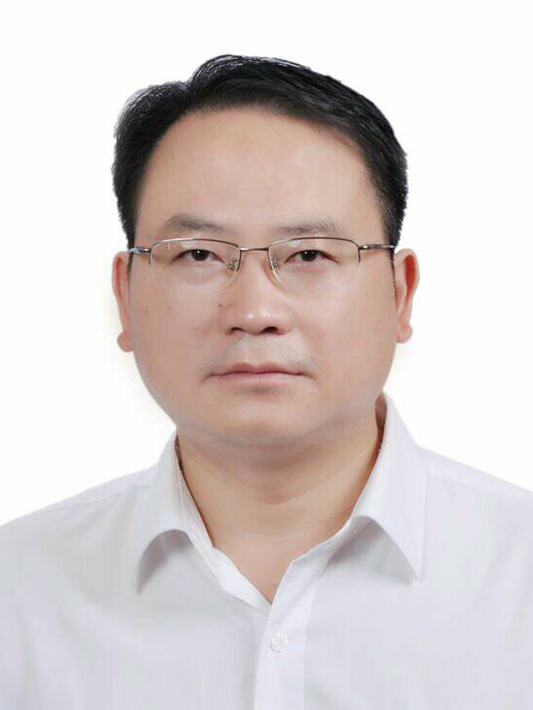 委 员：刘作东